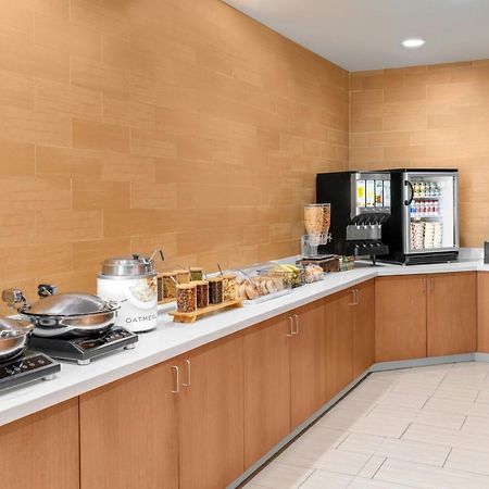 Springhill Suites Detroit Обърн Хилс Екстериор снимка
